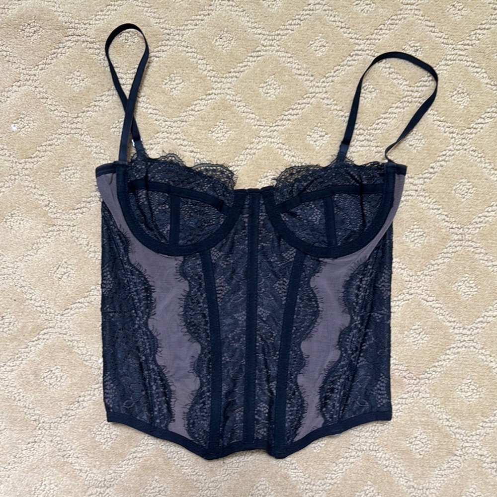 Black Lace Bra with Structured Boning and Adjustable Straps